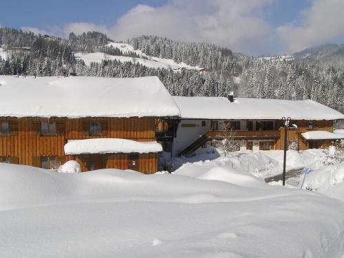 ciao-aschau Sachrang-Grenzhub FeWo 206 Puhlmann