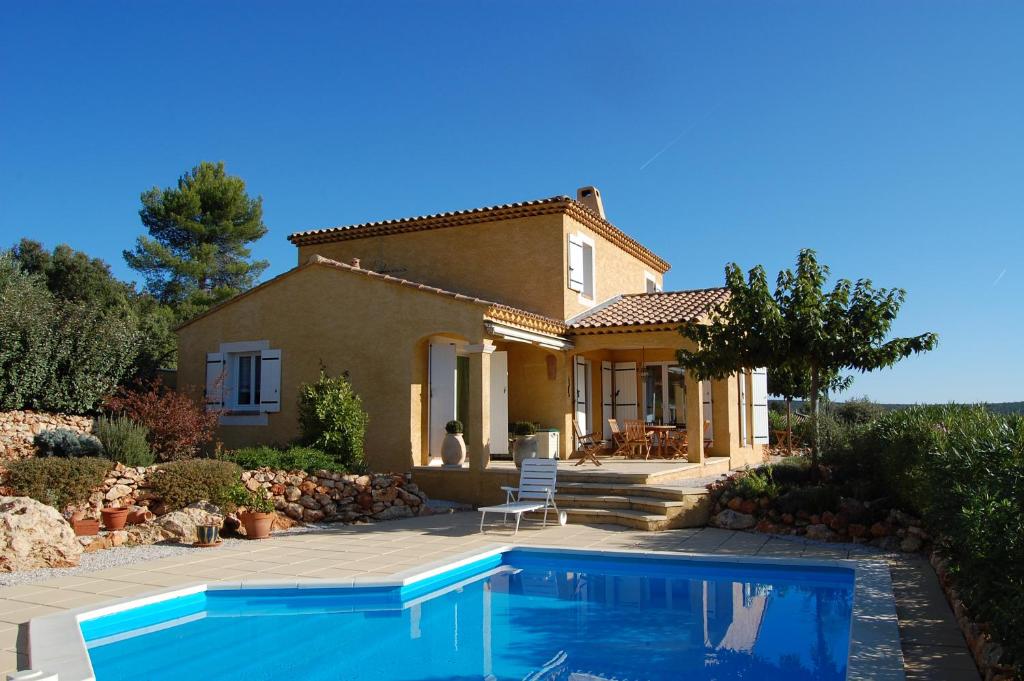 Appartement 'Cigales' TOP-FeWo mit Pool und Talblick 6, chemin du Haut Gascon 83470 Seillons-Source-dʼArgens