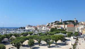 Appartement Citilet 4 Duplex, funky with large terrace 63 Rue Félix Faure 06400 Cannes Provence-Alpes-Côte d\'Azur