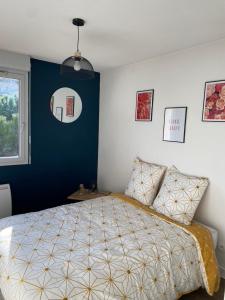 City Rose T2 ensoleillé-piscine-parking privé -fibre -balcon