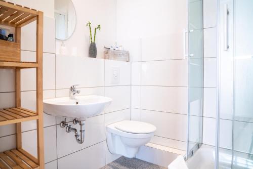 City Studio Apartment for 2, near Sonnenallee