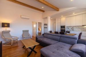 Classy Two Bedroom View NEW