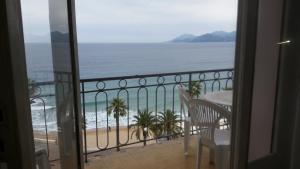 Clemenceau Cannes Studio