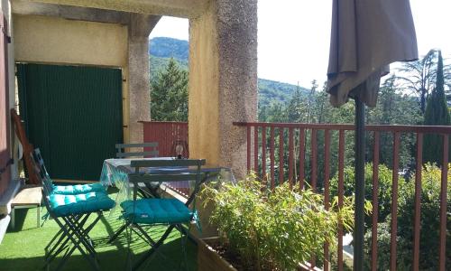 appartement climatisé avec terrasse au coeur de Nyons Nyons france