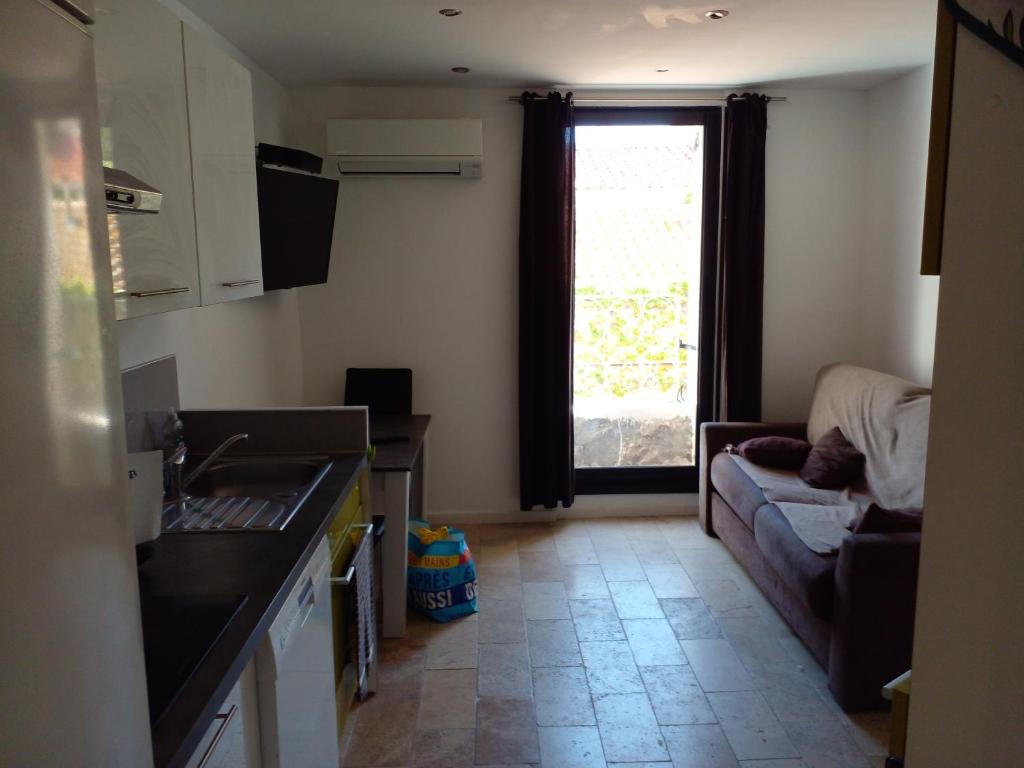 Appartement Appartement climatisé centre ville tout confort climatisé 37 Rue Montmorency, 34200 Sète