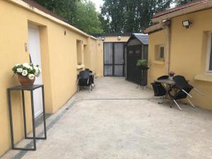 Appartement Clos de la fontaine A 3, Route Nationale 12 78640 Villiers-Saint-Frédéric Île-de-France