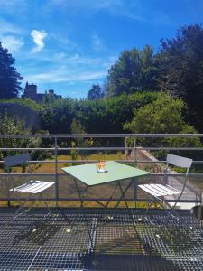 CLOS FEBURON, entre mer et forêt