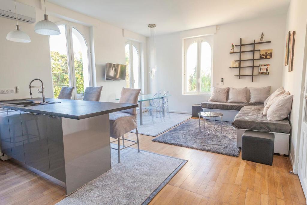 CLOSE CROISETTE-MODERN-A/C-CONGRESS-BEACHES 1ER ETAGE 22 Impasse des 2 Églises, 06400 Cannes