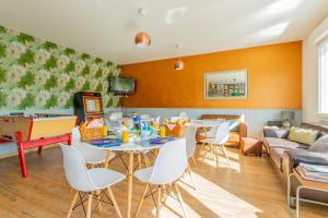 Clubhouse Gites