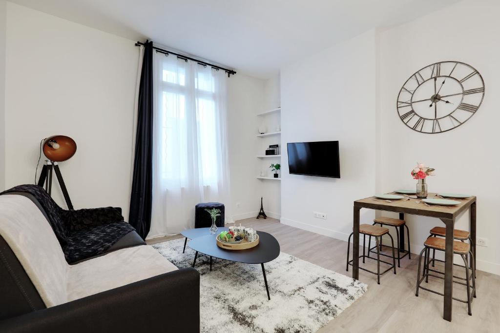 CMG Charmant appartement 1BR/4P - République / Temple 12 Passage Saint-Pierre Amelot, 75011 Paris