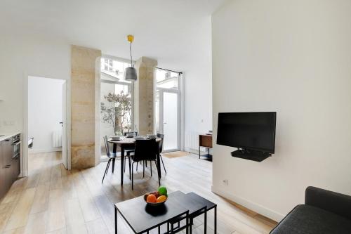 CMG - Cosy apartment 6P RAMPON / Oberkampf II