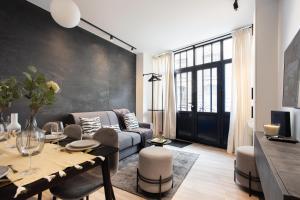 CMG Jacques /Pantheon