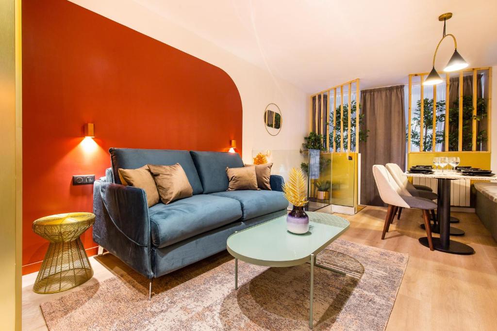 CMG Jardin du Luxembourg / Sulpice 9 Rue Saint-Sulpice, 75006 Paris