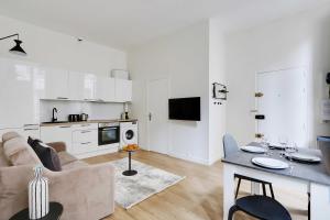 CMG-Le Marais-Temple-1A