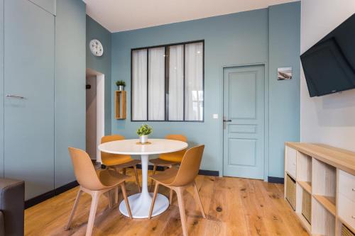 CMG Montmartre - Chateau Rouge 1