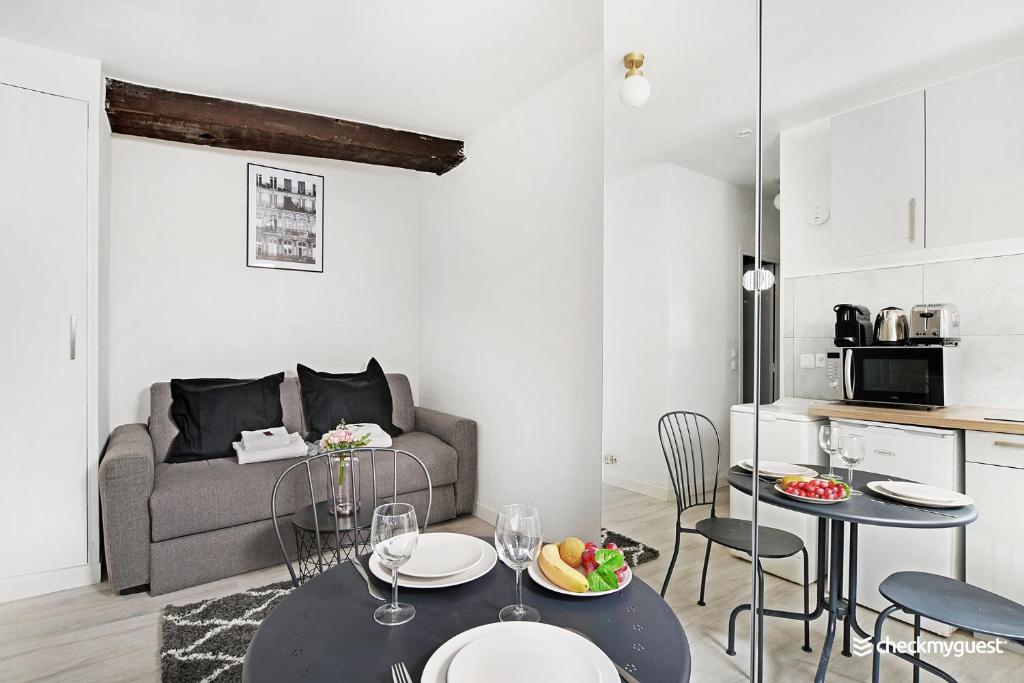 CMG rue de Bretagne 2 9 Rue de Bretagne, 75003 Paris