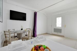 CMG Studio Place Voltaire