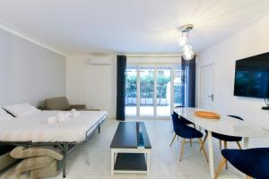 CMG - Superbe appartement rénové coeur de Cannes - Terrasse