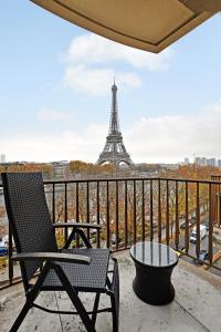 Appartement CMG Tour Eiffel/ New York 44 Avenue de New York 75116 Paris Île-de-France