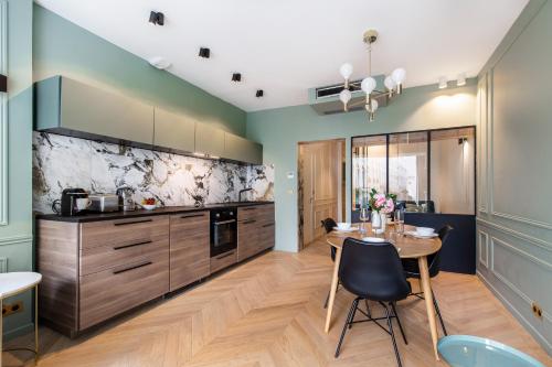 CMG Tres bel appartement lumineux Montorgueil Sentier