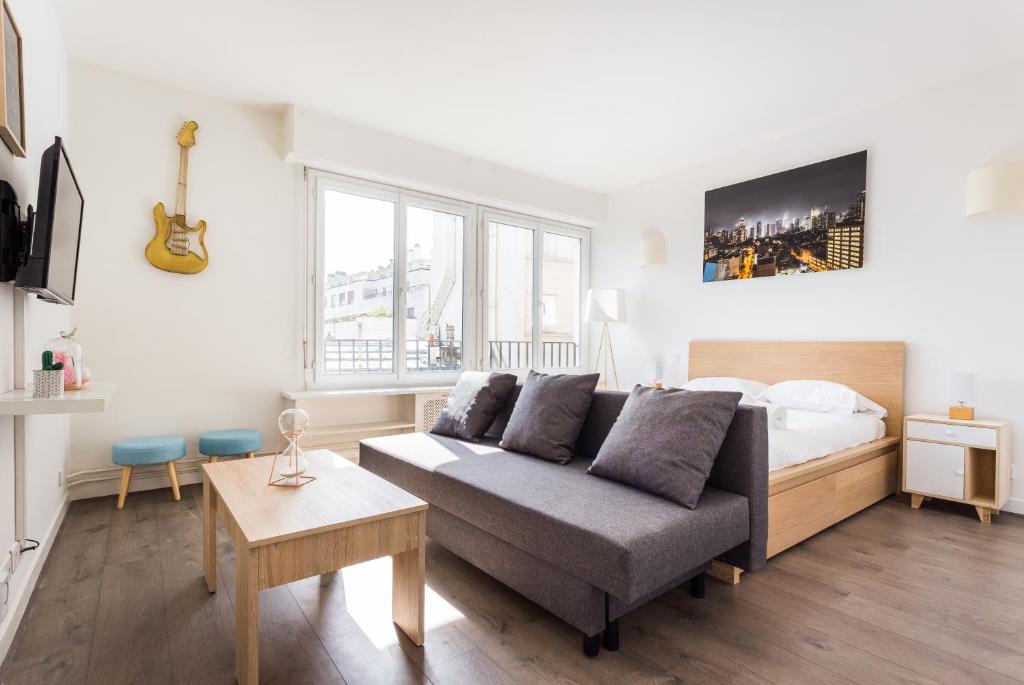 CMG Trocadéro/ Passy 19 Rue Eugène Manuel, 75116 Paris