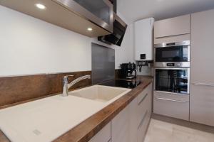 Co11 Appartement 3 pièces climatisé entièrement rénové
