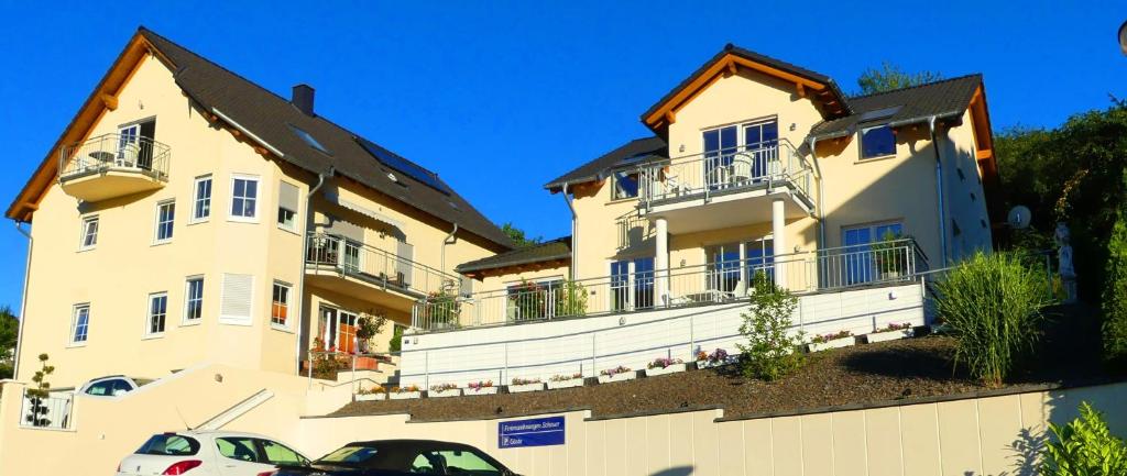 Appartement Cochem Ferienwohnung Scheuer 33 Am Osterborn Dachgeschoss 56812 Cochem