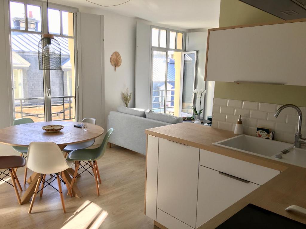 Appartement Cocon d'Emeraude Saint-Malo 14, 3ème étage 8 Rue Amiral Magon 35400 Saint-Malo