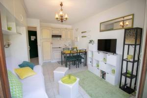 Cocoon For 2 With All Comfort Near The Beach