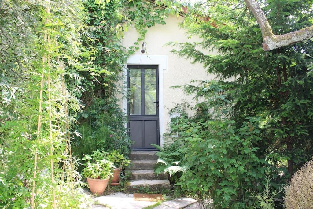 Cocoon in a green setting, private garden 12 Avenue Maurice Berteaux, 95230 Soisy-sous-Montmorency