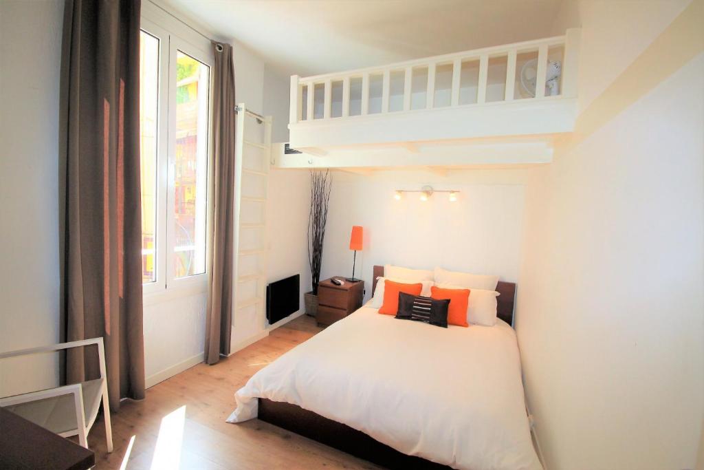 Appartement Coeur de Cannes Forville - Vieux Port Palais Plage 10 Rue Forville 06400 Cannes