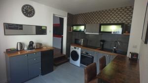 Appartement Coeur de ville, calme, spacieux,Parking et wifi ! 13 Rue Daniel Boutet 28000 Chartres Région Centre