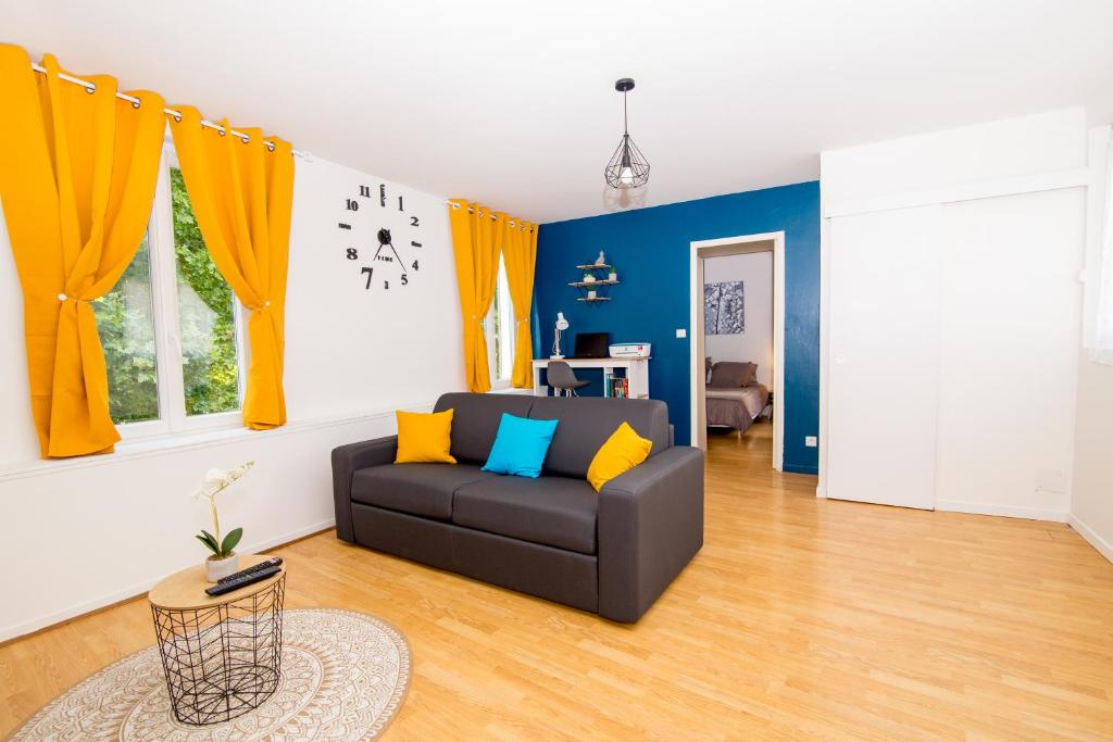 Coeur de ville I 50m² I Netflix I Lit Queen size 5 Rue Pasteur, 89100 Sens