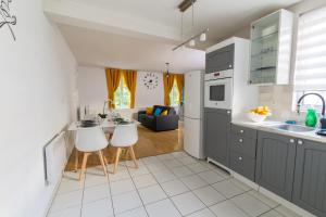 Appartement Coeur de ville I 50m² I Netflix I Lit Queen size 5 Rue Pasteur 89100 Sens Bourgogne