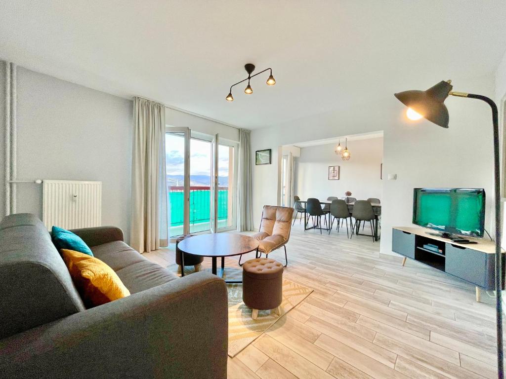Appartement Colmar - La Cigogne - Balcon - Vue Dégagée - Netflix - Wifi Fibre - Parking gratuit - Quartier populaire 2 Rue d'Amsterdam 68000 Colmar
