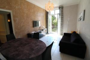 Comfort 1 bedroom Canada Carlton 208