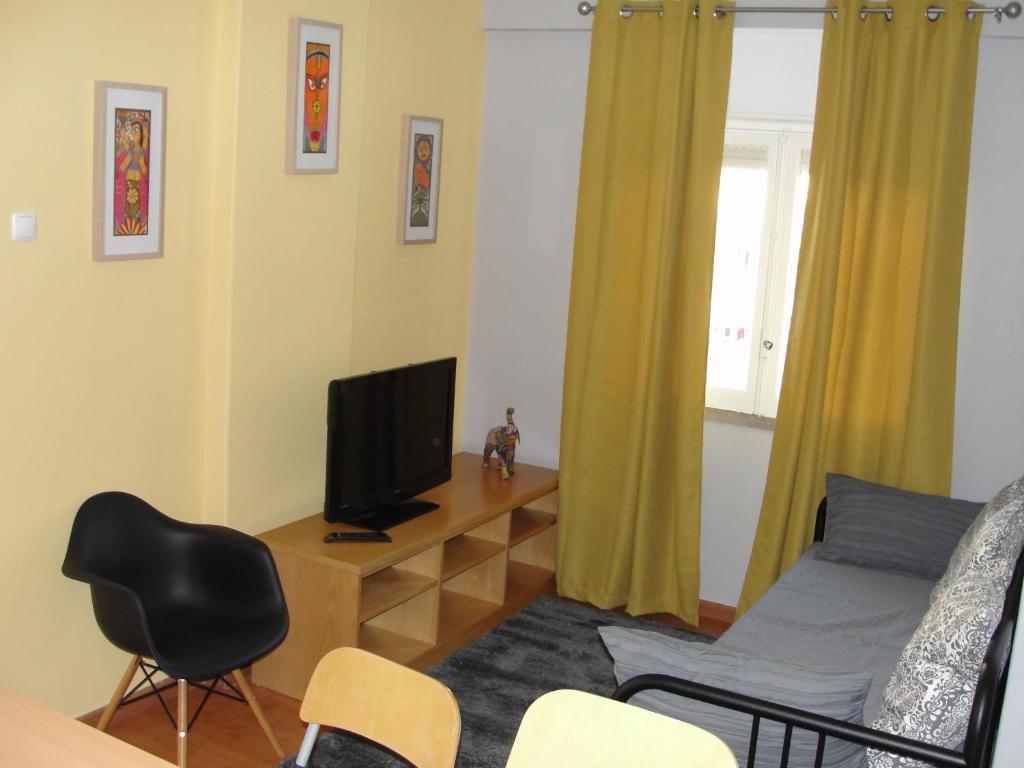 Comfort City Hub - Metro Lisbon Rua Dom Dinis 13, 3 Drt, 2720-163 Amadora