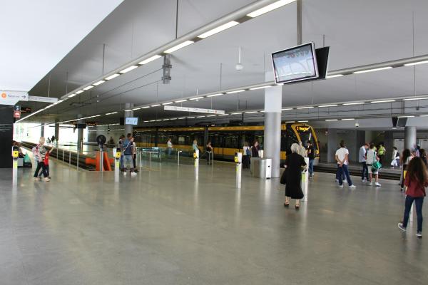Comfort next to main avenue and metro Trindade