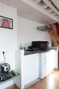 Comfortable 30m of charm in the heart of Paris