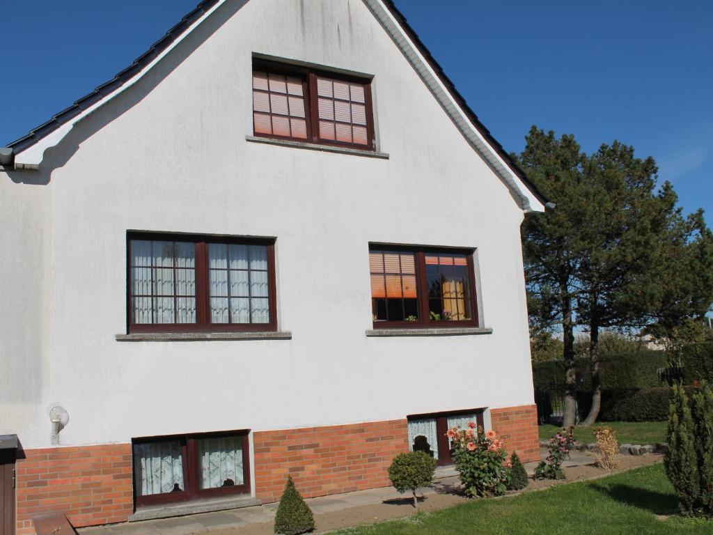 Appartement Comfortable Apartment in K hlungsborn with Parking  18225 Kühlungsborn