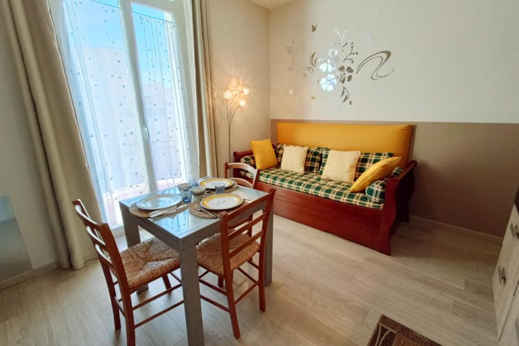 Comfortable apartment in the city center 220 Rue du 8 Mai 1945, 83150 Bandol