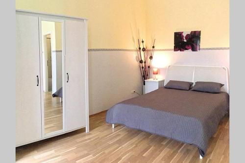 Comfortable studio for visiting Messe