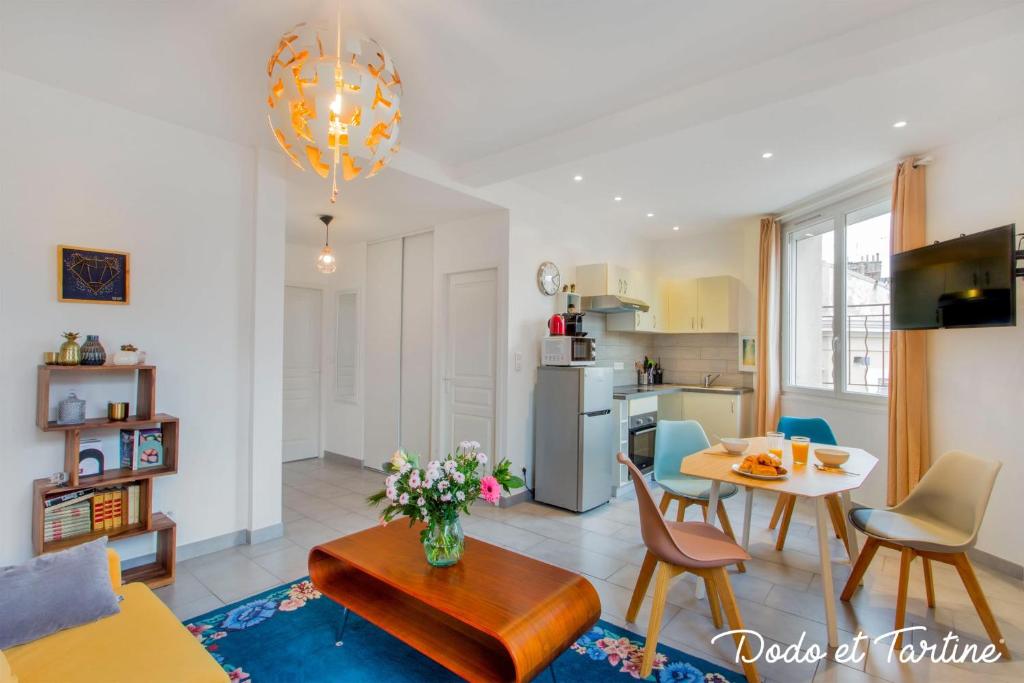 Comfy 1 bedroom close to the station - Dodo et Tartine 4, rue mirabeau 5e étage, porte de gauche, 83000 Toulon