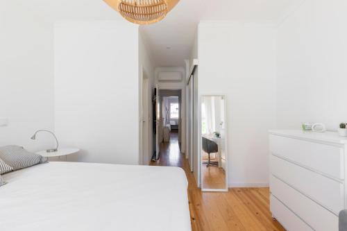 Comfy 3 Bedroom Apartment Campo de Ourique