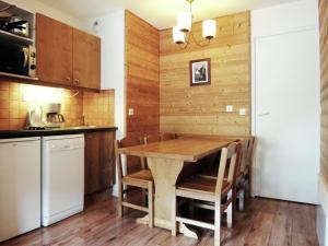 Comfy apartment in Meribel Mottaret near ski slopes