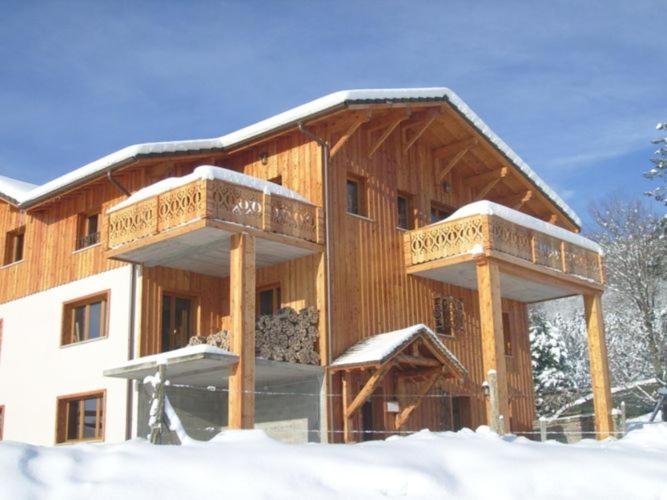 Comfy chalet with a dishwasher, in the High Vosges , 88160 Le Ménil