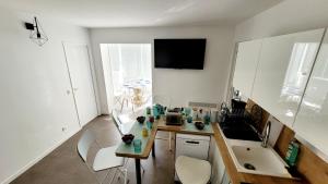 Comme à la maison!!A 5 min à pied plage,pkg privé