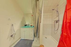 Comme Chez Soi