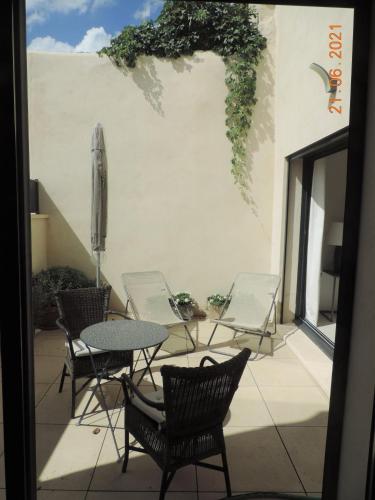 Comme Chez Soi