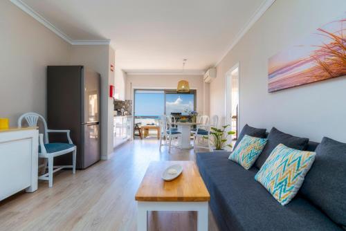 Completely renovated ocean view apartment